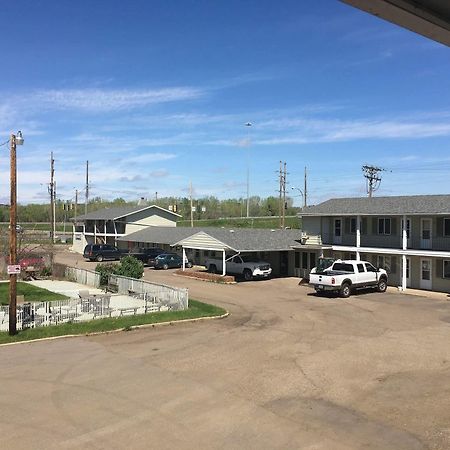 Colonial Motel And Rv Park Mandan Екстериор снимка