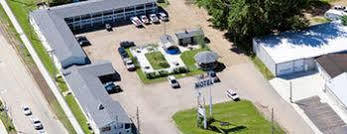 Colonial Motel And Rv Park Mandan Екстериор снимка